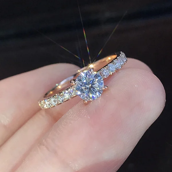 Timeless Round Solitaire Promise Hand Show 3